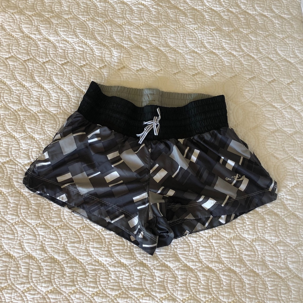 Saucony Running Shorts